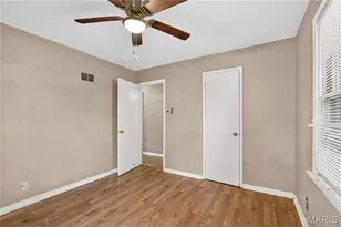 413 Ballman Ave, Saint Louis, MO 63135 - Photo 10