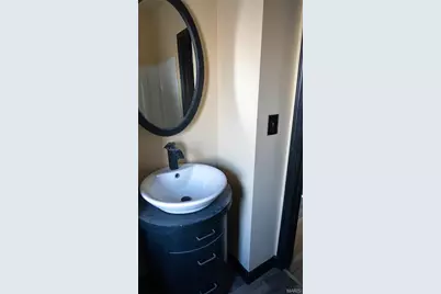 1215 N Euclid Avenue, Saint Louis, MO 63113 - Photo 8