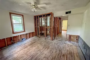 1572 Farmview Ave, Saint Louis, MO 63138 - Photo 10