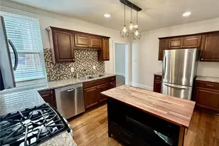 5425 Odell St, Saint Louis, MO 63139 - Photo 2