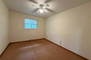 797 Rohrer Rd, Bourbon, MO 65441 - Photo 16