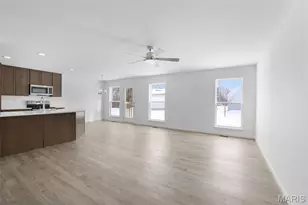 157 Ripple Crk Dr, Lake Saint Louis, MO 63367 - Photo 2