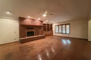 154 Manors Dr, Lebanon, MO 65536 - Photo 4