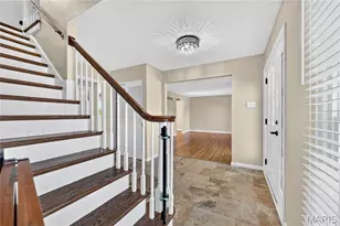 12120 Hibler Dr, Creve Coeur, MO 63141 - Photo 6