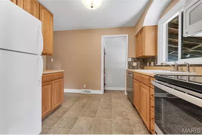 1022 Pike Street, Saint Charles, MO 63301 - Photo 14
