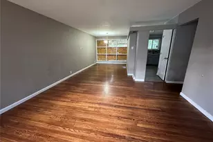 10514 Rothwell Dr, Saint Louis, MO 63136 - Photo 2