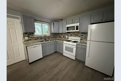 10514 Rothwell Drive, Saint Louis, MO 63136 - Photo 4