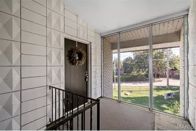 10421 Briarbend Dr. Drive #7, Saint Louis, MO 63146 - Photo 4