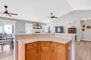 41 Huntgate Dr, Saint Peters, MO 63376 - Photo 8