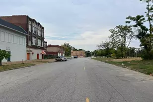 4326 Warne Ave, Saint Louis, MO 63107 - Photo 4
