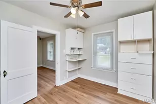 9139 E Milton Ave, Saint Louis, MO 63114 - Photo 8