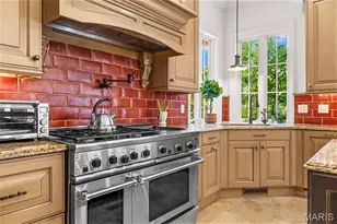 14 Brookwood Rd, Saint Louis, MO 63131 - Photo 22
