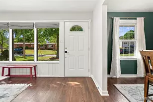 7930 Menola St, Affton, MO 63123 - Photo 6