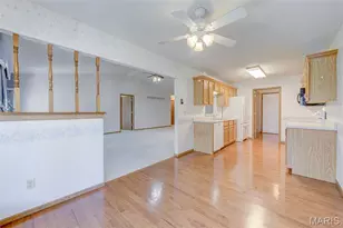 2902 Oakmont Dr, Saint Charles, MO 63301 - Photo 10