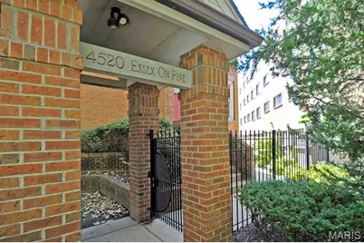 4520 W Pine Boulevard #8, Saint Louis, MO 63108 - Photo 2