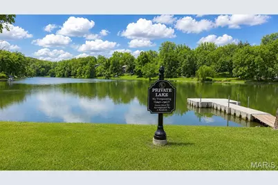 56 Chesterfield Lakes Road, Chesterfield, MO 63005 - Photo 54