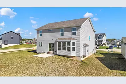335 Valley Bluff Drive, Wentzville, MO 63385 - Photo 52
