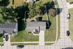 11 Mallard Pointe Dr, O'Fallon, MO 63368 - Photo 36