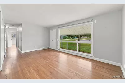 7109 Fernbrook Drive, Saint Louis, MO 63123 - Photo 6