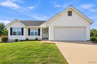 1002 Seasons View Dr, Fenton, MO 63026 - Photo 1