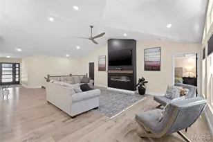 9784 Ridgecrest Dr, Hillsboro, MO 63050 - Photo 6