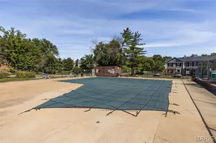 1045 Mersey Bend Dr, Saint Louis, MO 63129 - Photo 32