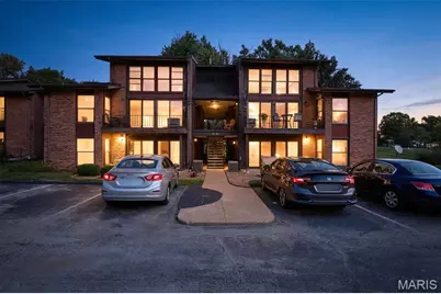 1045 Mersey Bend Drive #E, Saint Louis, MO 63129 - Photo 1