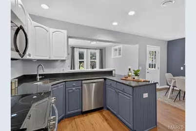 7101 Stafford Court, Saint Louis, MO 63123 - Photo 10