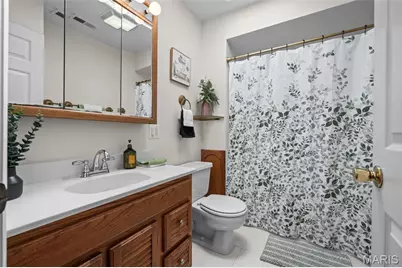 4819 Rhodes Avenue, Saint Louis, MO 63109 - Photo 22