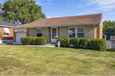 7130 Sharp Avenue, Saint Louis, MO 63116 - Photo 2