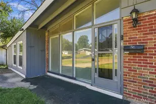 8408 Chalons Ct, Berkeley, MO 63134 - Photo 4