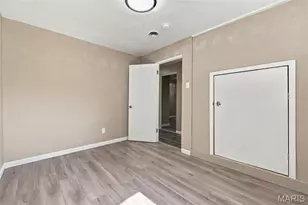 8408 Chalons Ct, Berkeley, MO 63134 - Photo 22