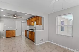 6541 Clifton Hills Dr, Saint Louis, MO 63139 - Photo 16