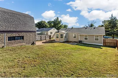 6541 Clifton Hills Drive, Saint Louis, MO 63139 - Photo 36