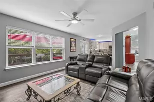 1091 Fenton Park Dr, Fenton, MO 63026 - Photo 12