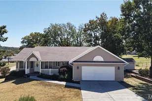 301 Olive, De Soto, MO 63020 - Photo 2