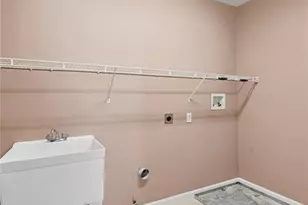 28 Wolverton Ct, Saint Charles, MO 63301 - Photo 36
