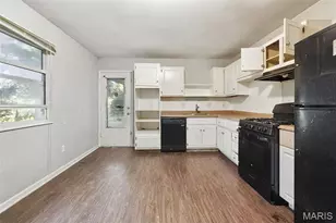11624 Criterion Ave, Saint Louis, MO 63138 - Photo 12