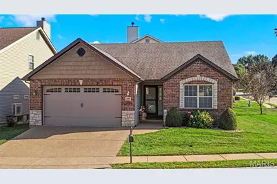 106 Blue Water Drive, Saint Peters, MO 63366 - Photo 2