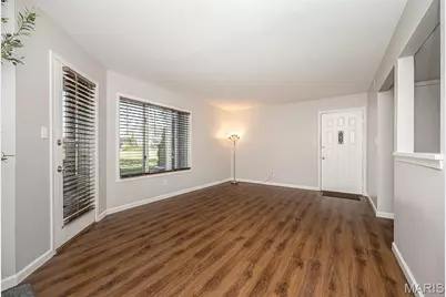 811 King Drive #1C, Saint Charles, MO 63303 - Photo 6