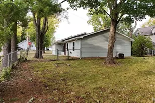 714 Morris St, Farmington, MO 63640 - Photo 6