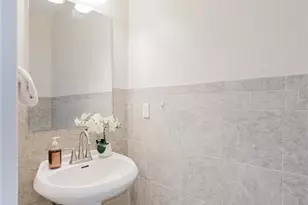 1599 Laurel Bluffs Dr, Saint Louis, MO 63042 - Photo 26