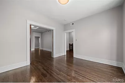 6114 Waterman Boulevard, Saint Louis, MO 63112 - Photo 4