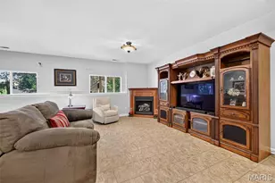 135 Blue Water Dr, Saint Charles, MO 63366 - Photo 24