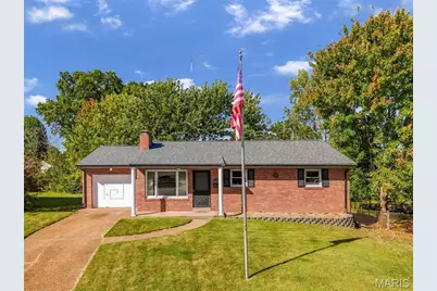 6347 Ashwell Drive, Saint Louis, MO 63123 - Photo 2