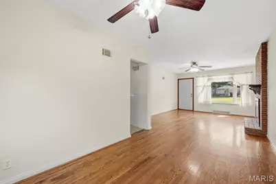 6347 Ashwell Drive, Saint Louis, MO 63123 - Photo 8