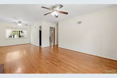 6347 Ashwell Drive, Saint Louis, MO 63123 - Photo 4