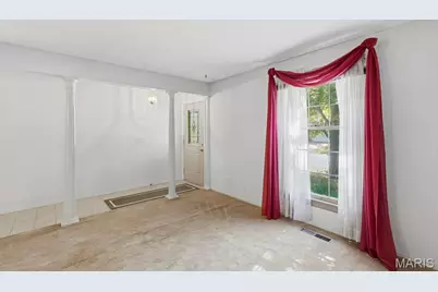 1766 Seven Pines Drive, Saint Louis, MO 63146 - Photo 10