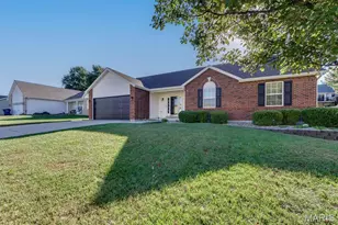 1448 Wood Haven Dr, Saint Charles, MO 63304 - Photo 2