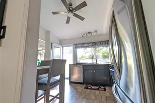 5256 Trailview Dr, Saint Louis, MO 63033 - Photo 14